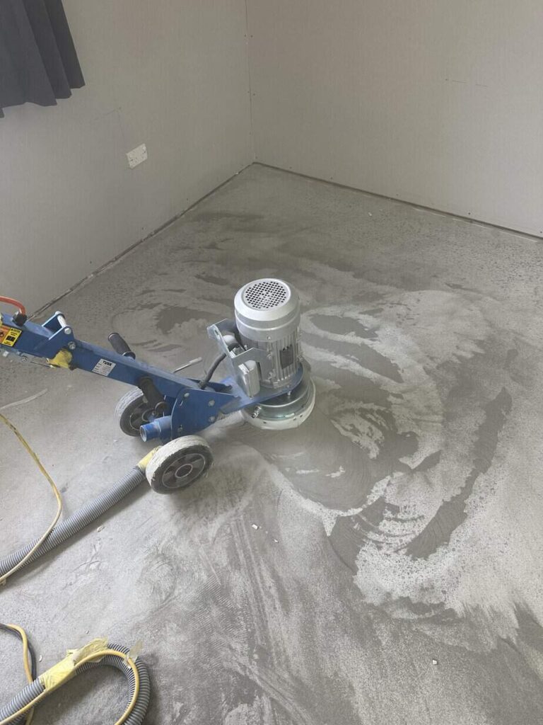 How to polish concrete with grinder